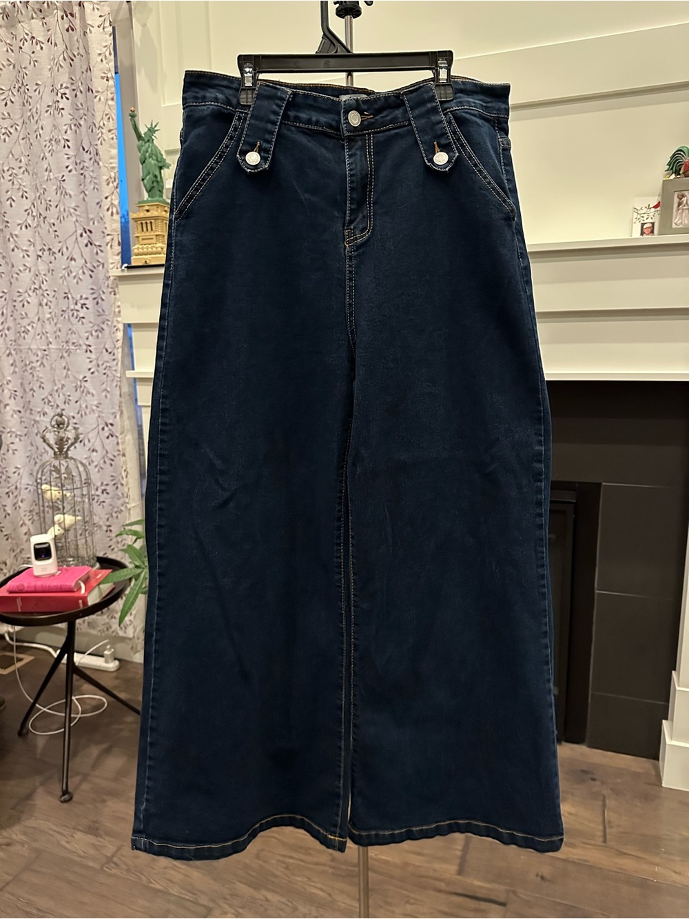 Wide-Leg Dark Blue Women's Jeans Size XL waist 33-34